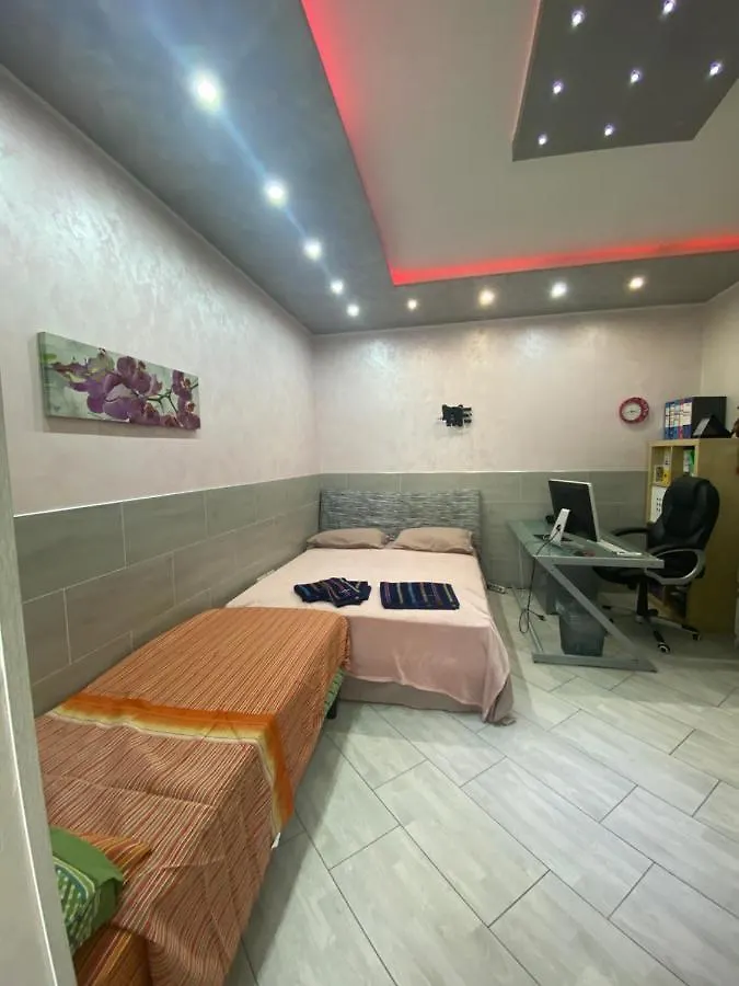 Regina Rosaverde Bed & Breakfast Frattamaggiore Italy